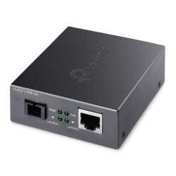 TP-LINK (TL-FC111PB-20) 10/100 Mbps WDM Media Converter with 1-Port PoE, up to 20km, 802.3u 10/100Base-TX, 100Base-FX, Single-Mo